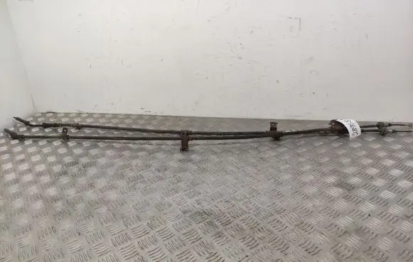 Hyundai i30 Handbrake/parking brake wiring cable 