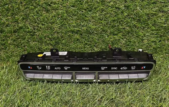 Mercedes-Benz GLC X253 C253 Climate control unit A2059055106 081220160153 HW144200