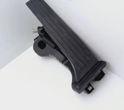 Volkswagen Golf V Accelerator throttle pedal 1K1721503L 6PV00860000
