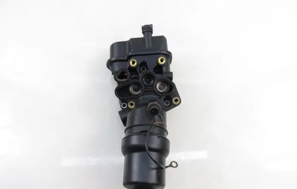 Seat Altea Oil filter mounting bracket 06D115397G