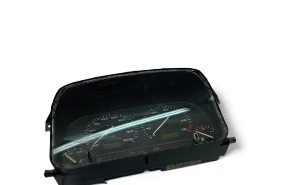 Volkswagen Golf III Speedometer (instrument cluster) 1H6919033A