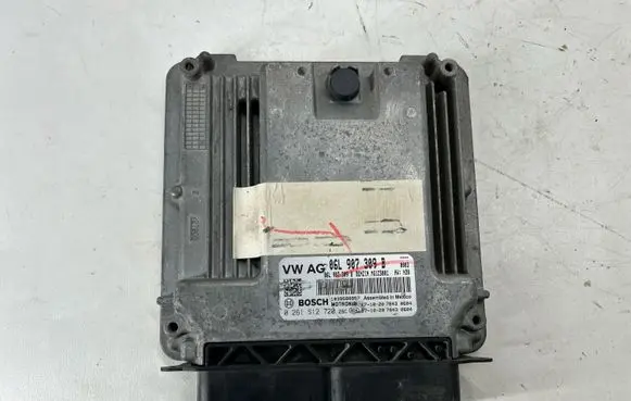 Volkswagen Tiguan Engine control unit/module 06L907309B 0261S12720 1039S80957