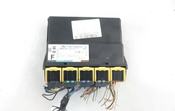 Ford Focus Central body control module 1S7T15K600FE