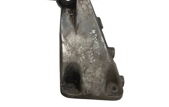 BMW 5 E34 Engine mounting bracket 1135764