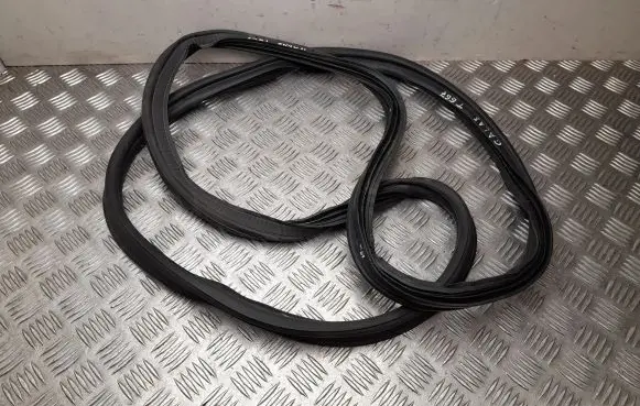 Hyundai Bayon Rubber seal rear door 667