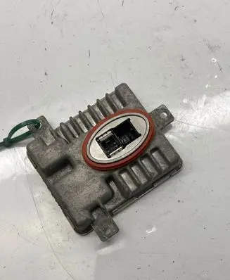 BMW 3 E90 E91 Headlight ballast module Xenon 7237647