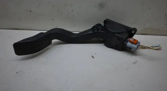 Citroen C4 II Accelerator throttle pedal 9671840280