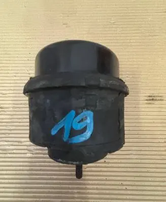Audi A4 S4 B7 8E 8H Engine mount vacuum valve 