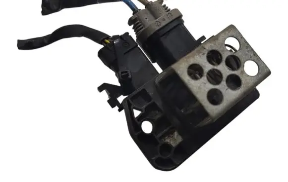 Heater blower motor/fan resistor