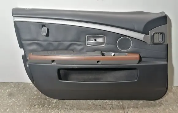BMW 7 E65 E66 Front door card panel trim