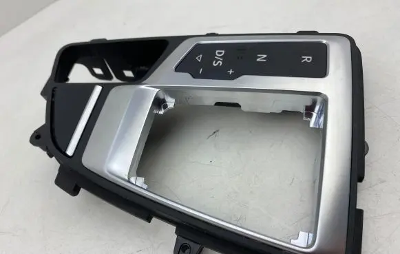 Audi Q7 4M Gear shifter surround trim plastic 4M1713111F 20358024