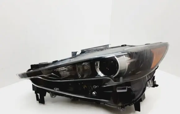 Mazda CX-5 II Headlight/headlamp K12451040