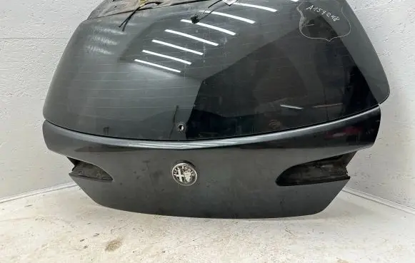 Alfa Romeo 159 Tailgate/trunk/boot lid