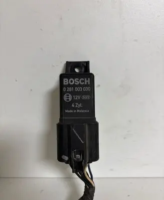 Honda Accord Glow plug pre-heat relay 0281003030