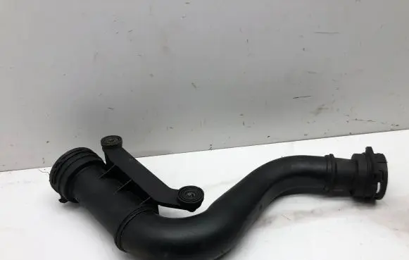Volkswagen Golf V Intercooler hose/pipe 1K0145762CL