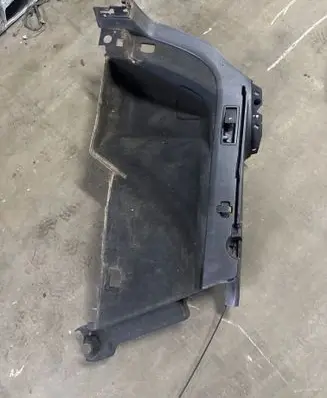 Volkswagen PASSAT B8 Trunk/boot lower side trim panel 
