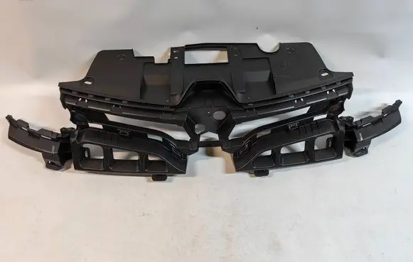 Renault Megane III Front bumper mounting bracket 620367995R