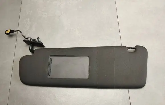 Audi Q7 4L Sun visor 4L0857551 2103200718