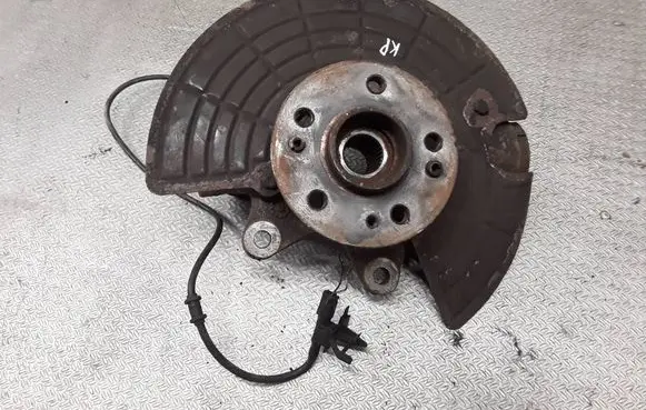 Mercedes-Benz ML W163 Front wheel hub spindle knuckle