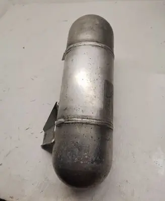 BMW 7 G11 G12 Air suspension tank/reservoir 6861937