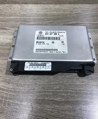 Audi A6 S6 C5 4B Engine control unit/module ECU 8D0907389A 0265109426