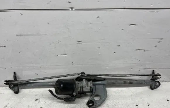 Mini One - Cooper Coupe R56 Front wiper linkage and motor