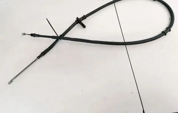 Hyundai Accent Handbrake/parking brake wiring cable D007AAS