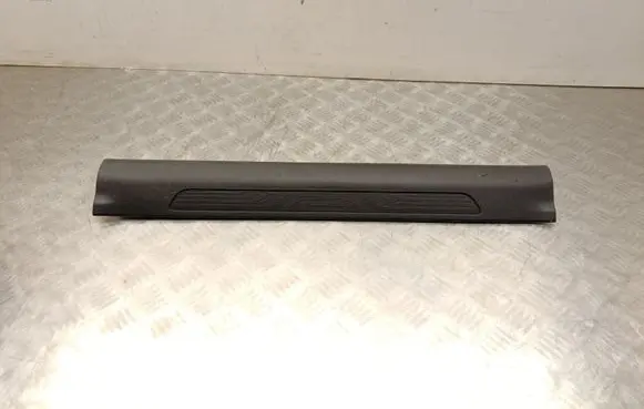 Renault Kadjar Front sill trim cover 769524401R
