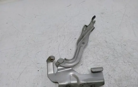 Mazda 3 I Engine bonnet/hood hinges