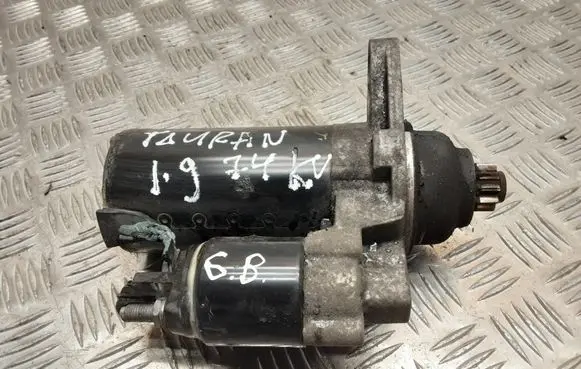 Volkswagen Touran I Starter motor 0001123012
