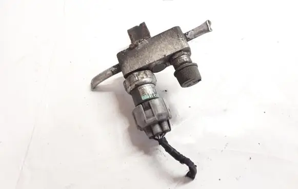 Toyota Corolla E120 E130 Air conditioning (A/C) pressure sensor 4434400050