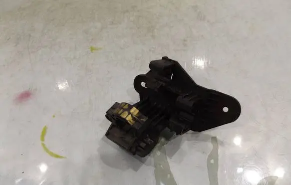 Skoda Fabia Mk2 (5J) Other engine bay part 6Q0820771B