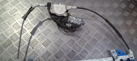 Seat Toledo I (1L) Sliding door window regulator with motor 0130821666 1L0837402B