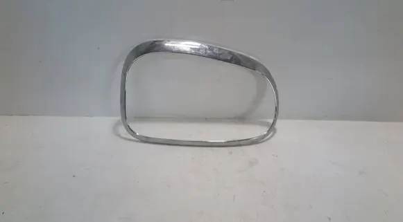 Mini Cooper Countryman R60 Rear/tail light trim molding 068821912L
