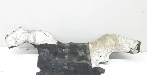 Audi Q7 4L Heat shield in engine bay 