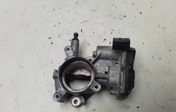 Opel Insignia A Throttle valve 50569200