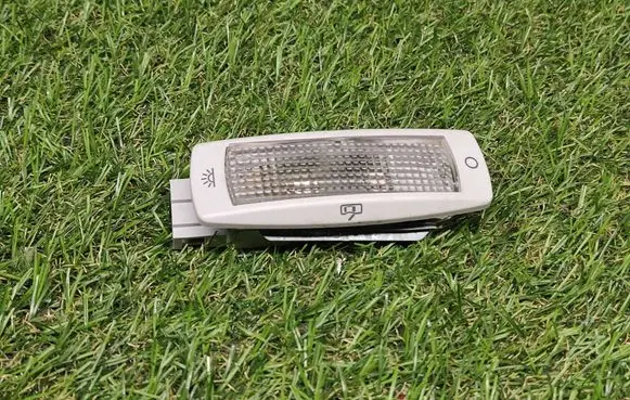 Skoda Yeti (5L) Rear seat light 5N0947291A 3B0867600
