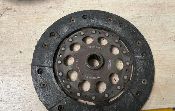 Clutch pressure plate