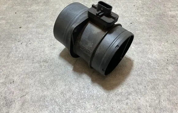 Skoda Yeti (5L) Mass air flow meter 0281002956 03L906461A 38854515