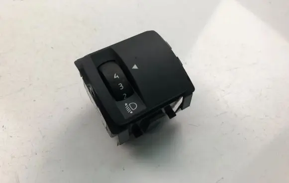 Renault Kadjar Light switch 251902972R