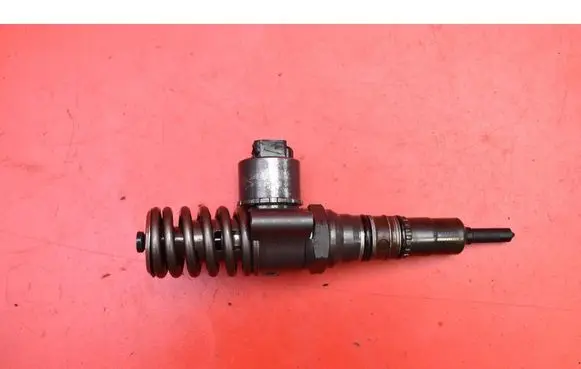 Fuel injector
