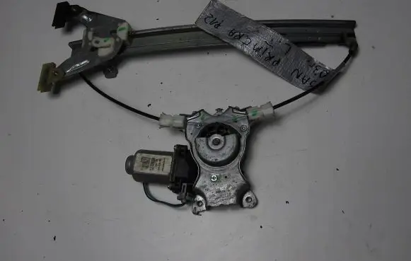 Nissan Primera Rear door window regulator with motor 400601T3