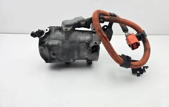 Toyota Prius (XW20) Air conditioning (A/C) compressor (pump) ES18C 0420000196 2J18043