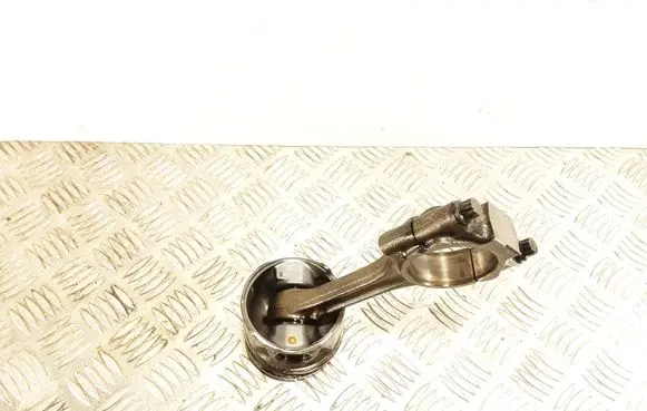 Volvo S60 Piston with connecting rod 81L118