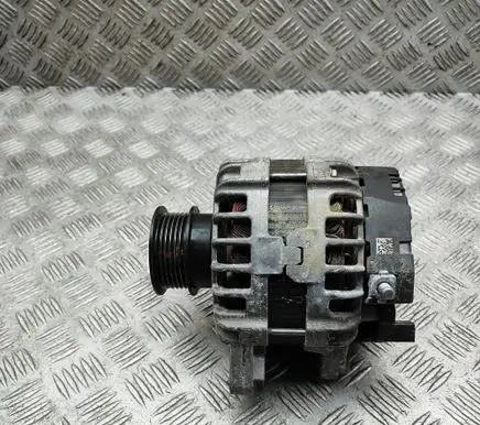 Volvo XC90 Generator/alternator 30659580 0125812009