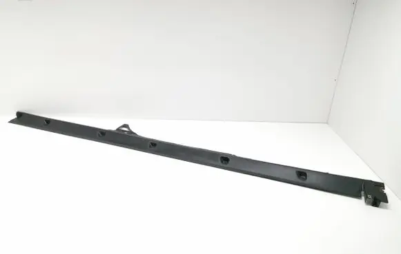 Volkswagen Touareg III Sill 4M4825211