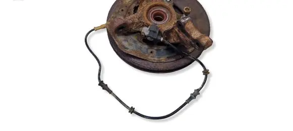 Opel Vectra B Front wheel hub 