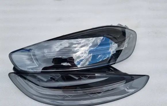 Porsche 718 Cayman 982 982c Rear/tail lights set 9P0945095B