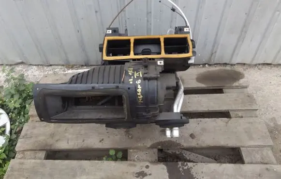 Renault Megane II Interior heater climate box assembly 