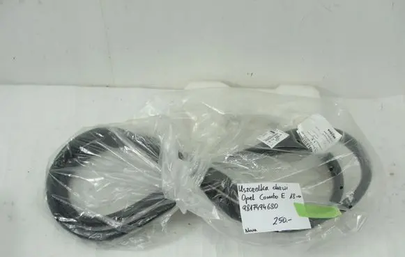 Opel Combo E Engine bonnet/hood lock release cable 9817494680